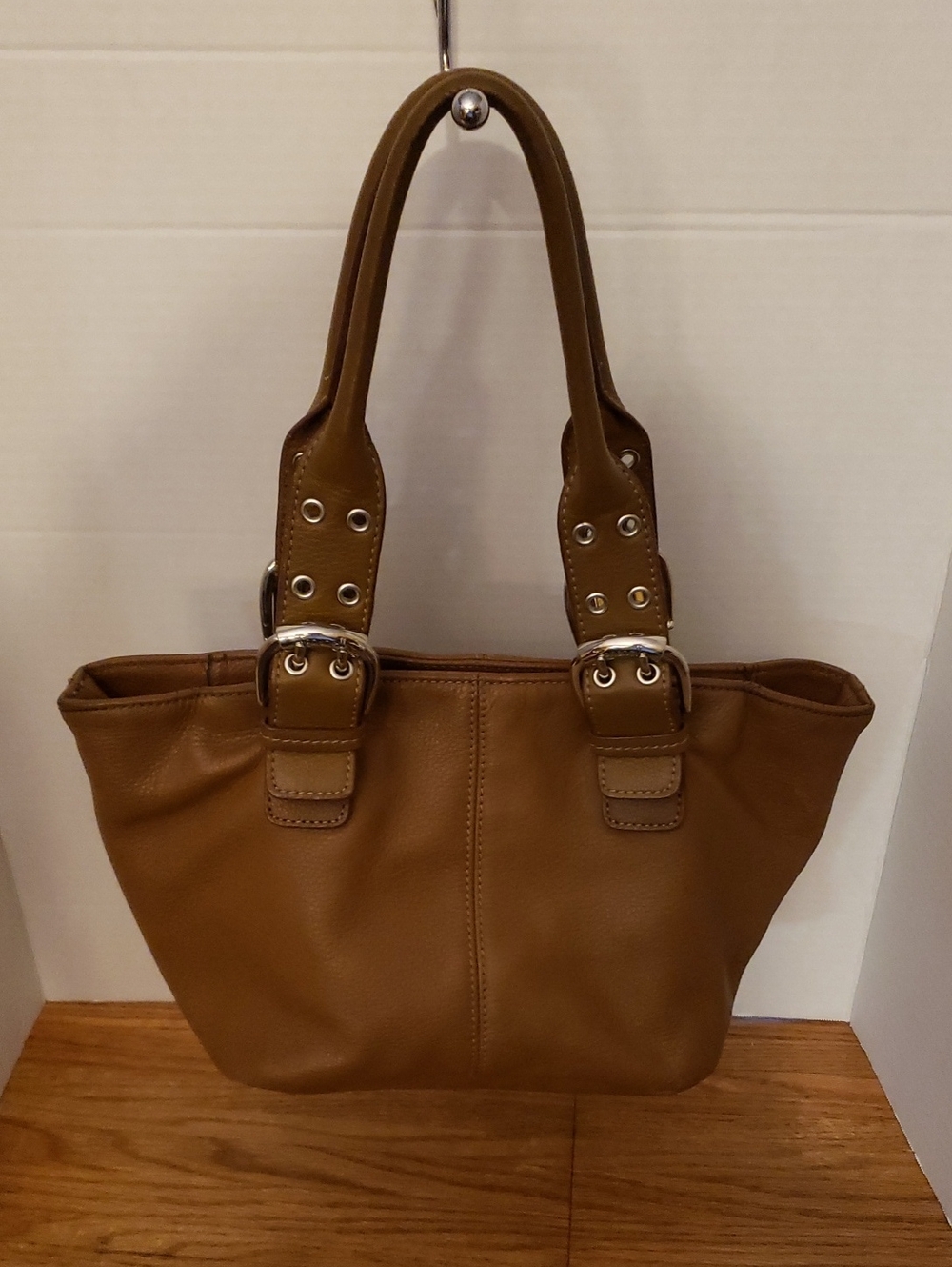 Tignanello Brown Leather Shoulder Bag with Buckle Straps